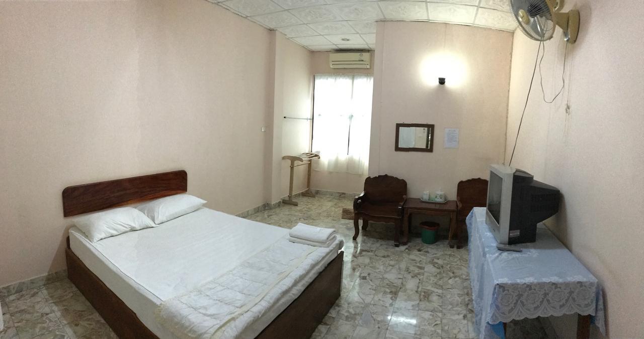 99 Inn Hotel Пакчонг Экстерьер фото